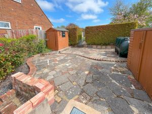 Photo 13- click for photo gallery